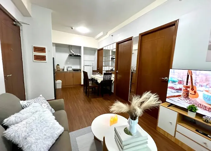 Staycation Pasay Near Airport & Mall Of 7a Hébergement de vacances *