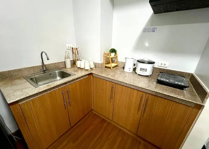 Staycation Pasay Near Airport & Mall Of 7a Hébergement de vacances