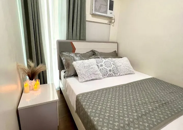 Staycation Pasay Near Airport & Mall Of 7a بيت للعطل