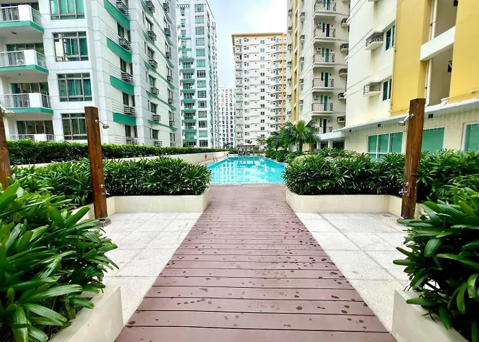 Staycation Pasay Near Airport & Mall Of 7a Hébergement de vacances *
