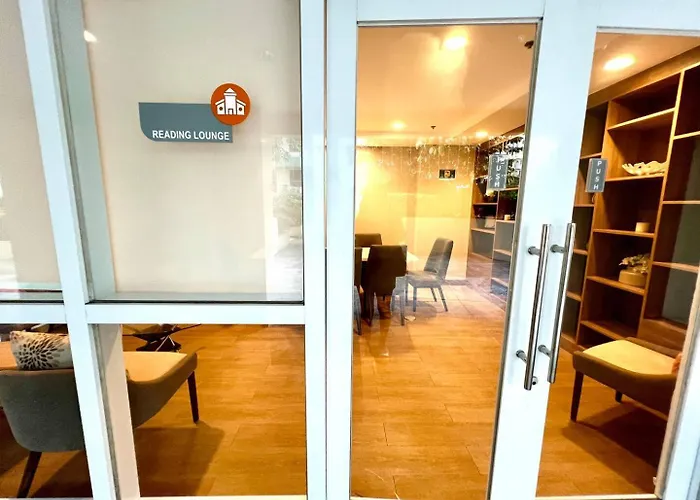 Staycation Pasay Near Airport & Mall Of 7a بيت للعطل مانيلا